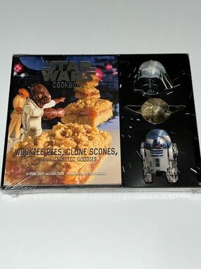 Star Wars Cookbook Wookie Pies Clone Scones NWT Sealed Set With Cookie Cutters